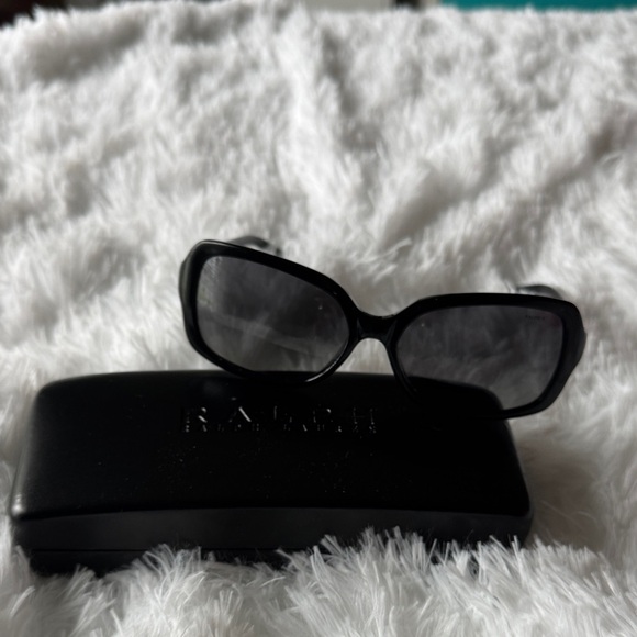 Ralph Lauren Elegant Black Sunglasses - Picture 1 of 3